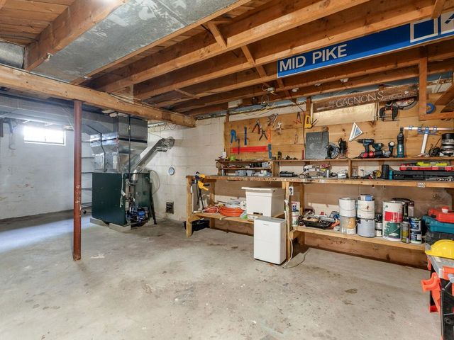 138 Village Green, Burlington, VT 05401