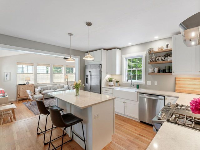 138 Village Green, Burlington, VT 05401