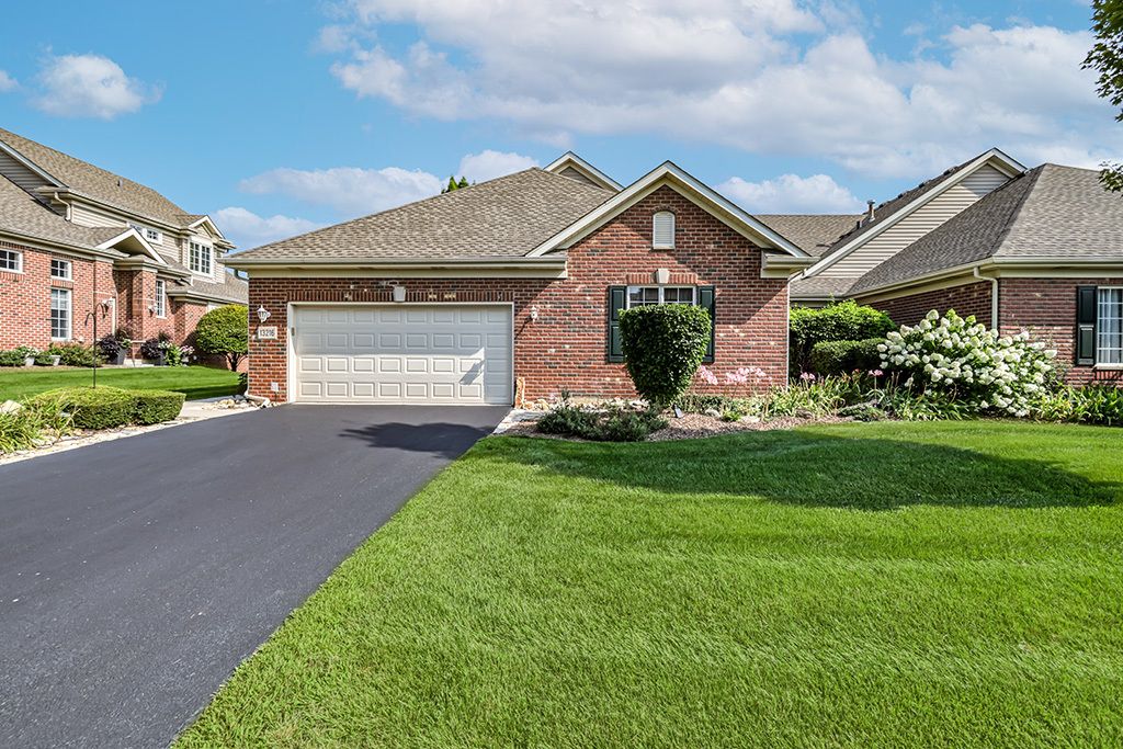 13216 Greenleaf Trail, Palos Heights, IL 60463 — photo 2