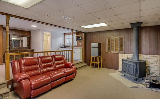 3924 Vest Mill Road, Winston-salem, NC 27103