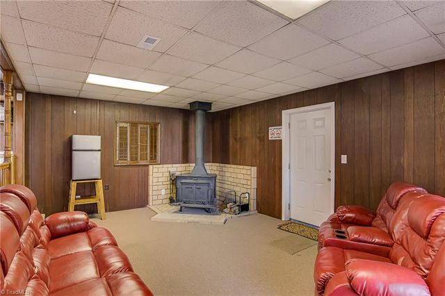 3924 Vest Mill Road, Winston-salem, NC 27103