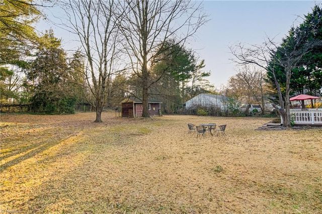 3924 Vest Mill Road, Winston-salem, NC 27103