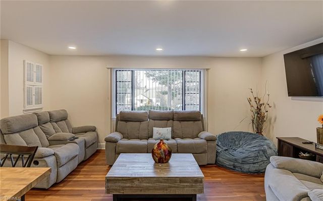 3924 Vest Mill Road, Winston-salem, NC 27103