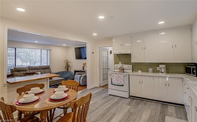 3924 Vest Mill Road, Winston-salem, NC 27103