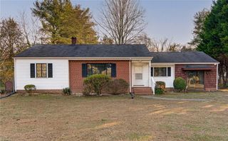 3924 Vest Mill Road, Winston-salem, NC 27103