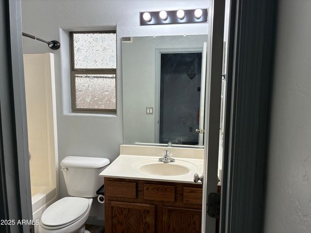 25550 W PIONEER Street, Buckeye, AZ 85326