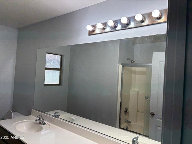 25550 W PIONEER Street, Buckeye, AZ 85326