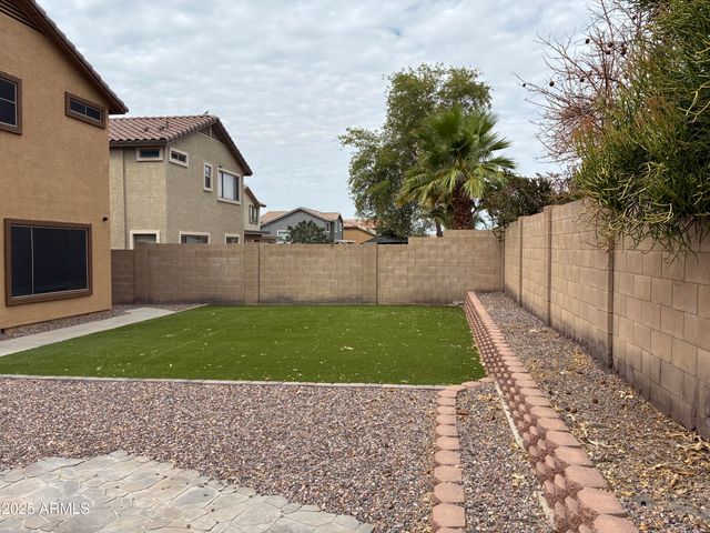 25550 W PIONEER Street, Buckeye, AZ 85326