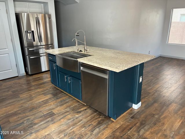 25550 W PIONEER Street, Buckeye, AZ 85326