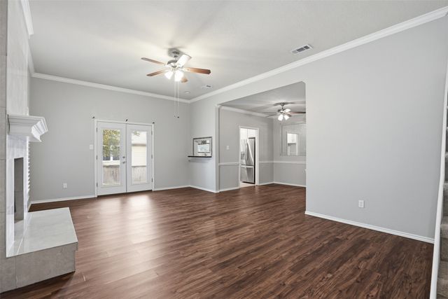 5845 Water Ridge Drive, Arlington, TX 76016