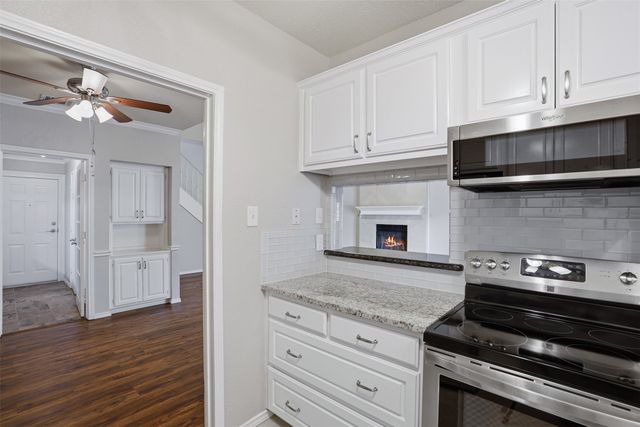 5845 Water Ridge Drive, Arlington, TX 76016