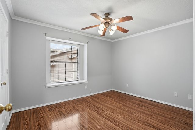 5845 Water Ridge Drive, Arlington, TX 76016