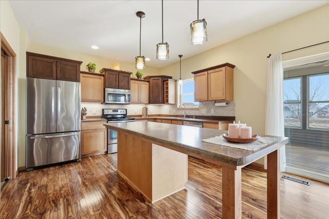 711 Cypress Court, Sun Prairie, WI 53590