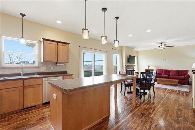 711 Cypress Court, Sun Prairie, WI 53590
