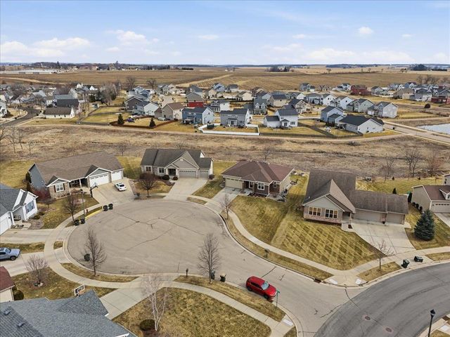 711 Cypress Court, Sun Prairie, WI 53590