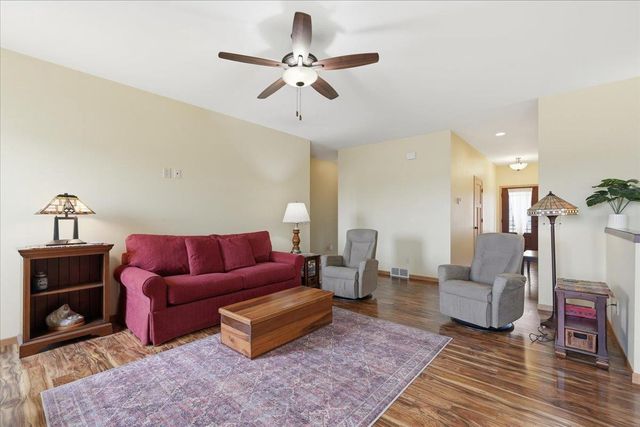 711 Cypress Court, Sun Prairie, WI 53590