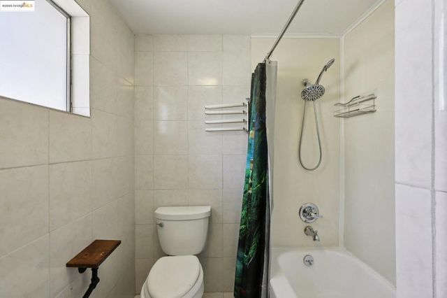 1822 40Th Ave, Oakland, CA 94601