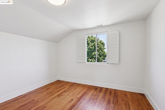1822 40Th Ave, Oakland, CA 94601