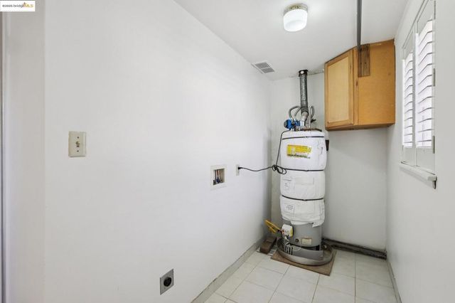 1822 40Th Ave, Oakland, CA 94601