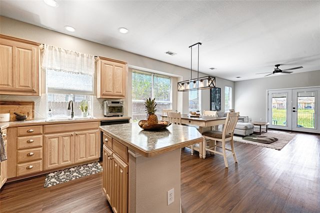 10969 Hawks Landing Road, Fort Worth, TX 76052