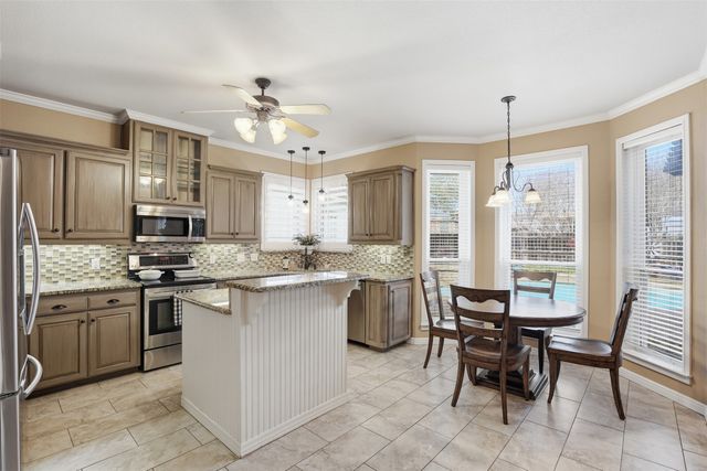 1616 Shelley Lane, Cleburne, TX 76033