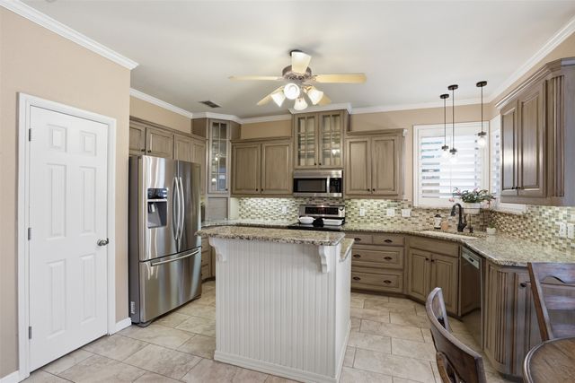 1616 Shelley Lane, Cleburne, TX 76033