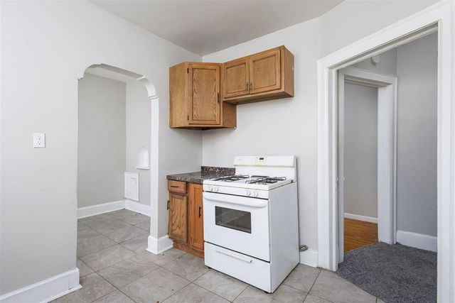 2704 Webb Street, Detroit, MI 48206