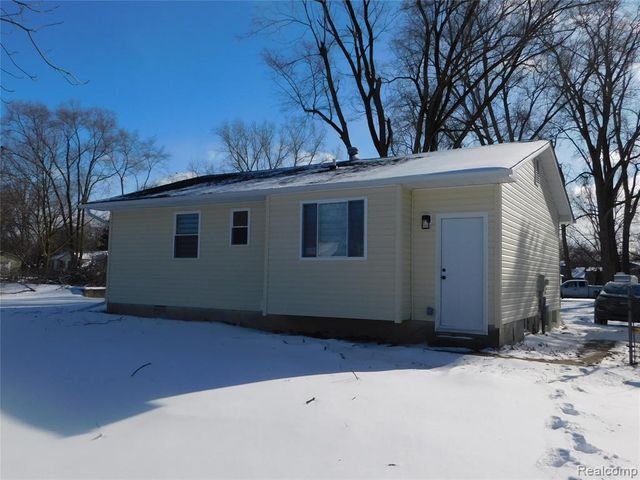 2727 Eaton Place, Flint, MI 48506