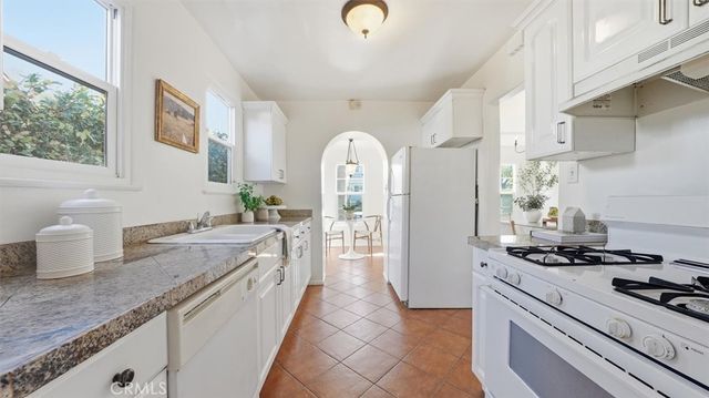 1451 Stearns Drive, Los Angeles, CA 90035