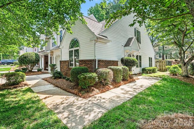 8929 Scotch Heather Way, Charlotte, NC 28277