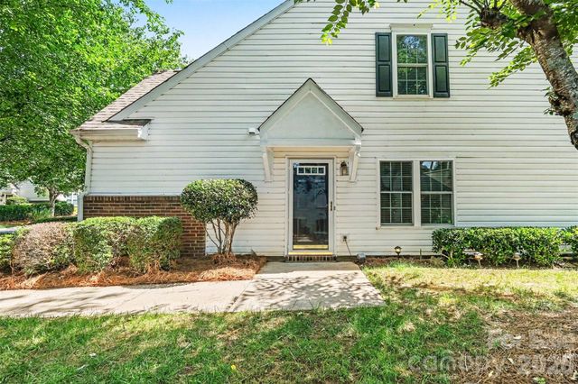 8929 Scotch Heather Way, Charlotte, NC 28277