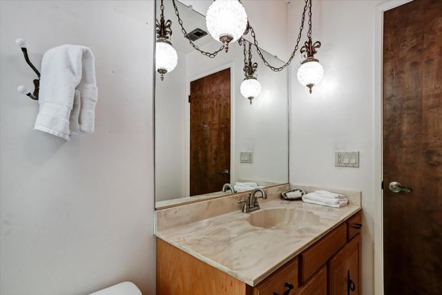 350 Highland Avenue, Santa Cruz, CA 95060