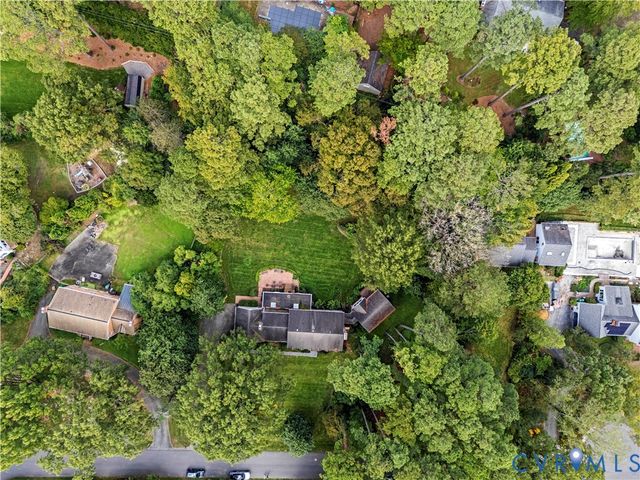 16 E Doverland Ct, Henrico, VA 23229