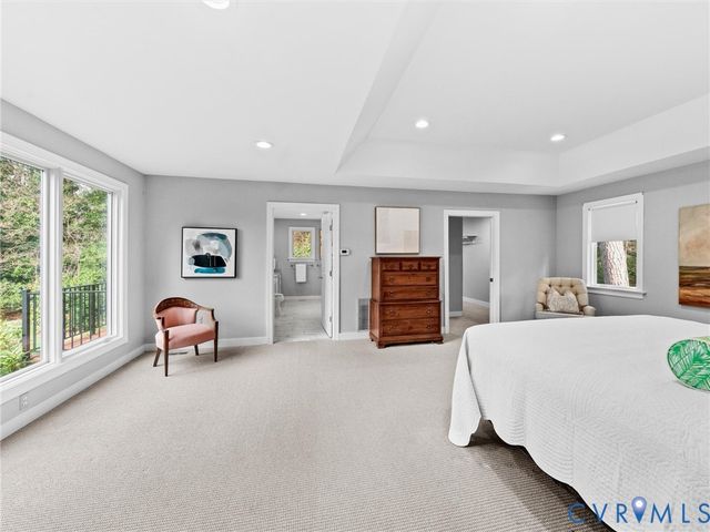 16 E Doverland Ct, Henrico, VA 23229