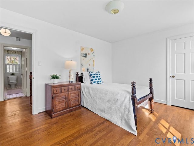 16 E Doverland Ct, Henrico, VA 23229