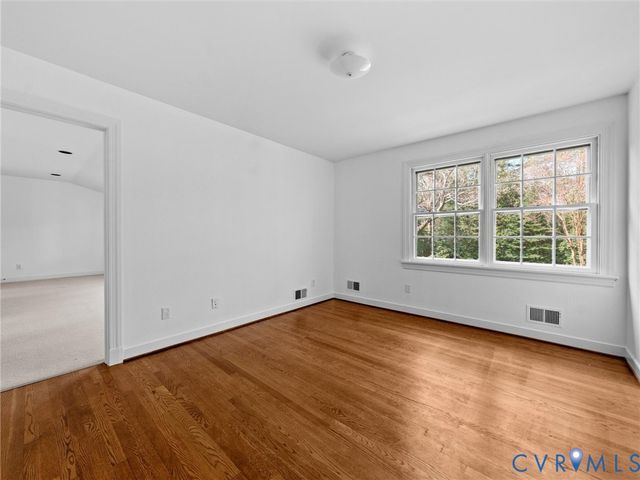 16 E Doverland Ct, Henrico, VA 23229