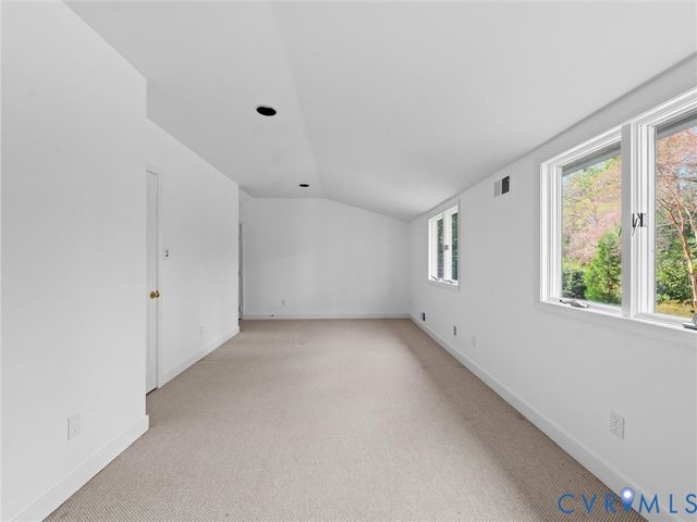 16 E Doverland Ct, Henrico, VA 23229