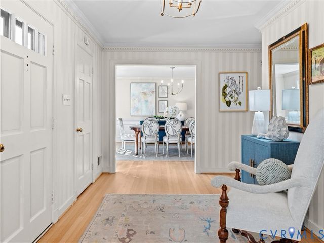 16 E Doverland Ct, Henrico, VA 23229