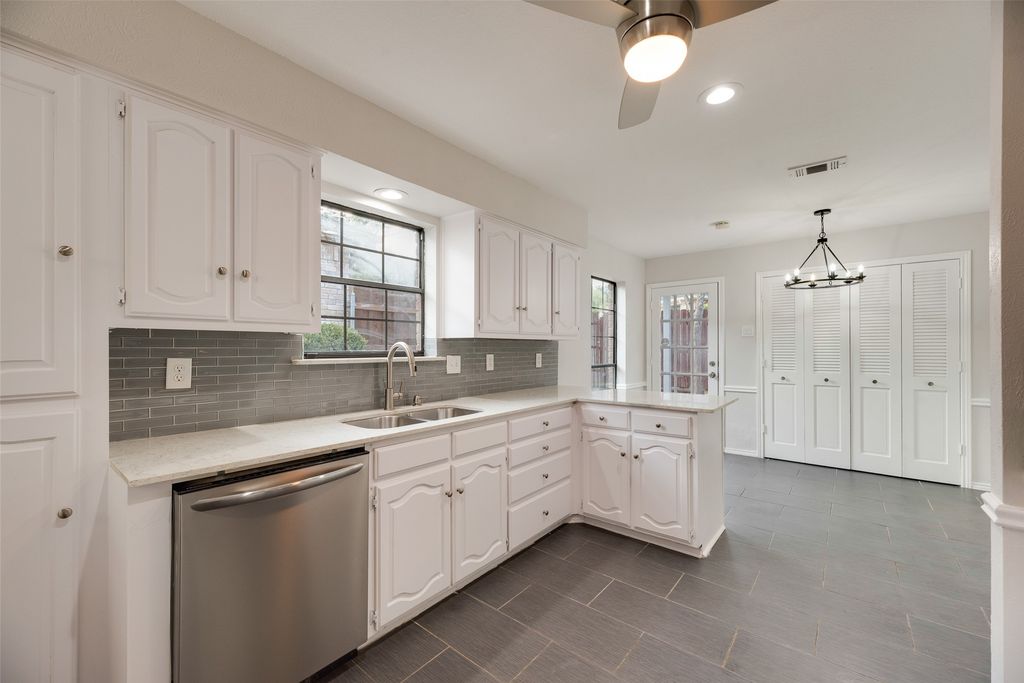 2525 W Oakdale Road, Irving, TX 75060 — photo 4