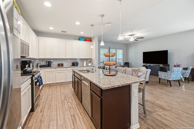 13919 Lazada, San Antonio, TX 78245