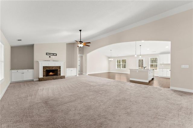 561 Oconee Lane, Commerce, GA 30529