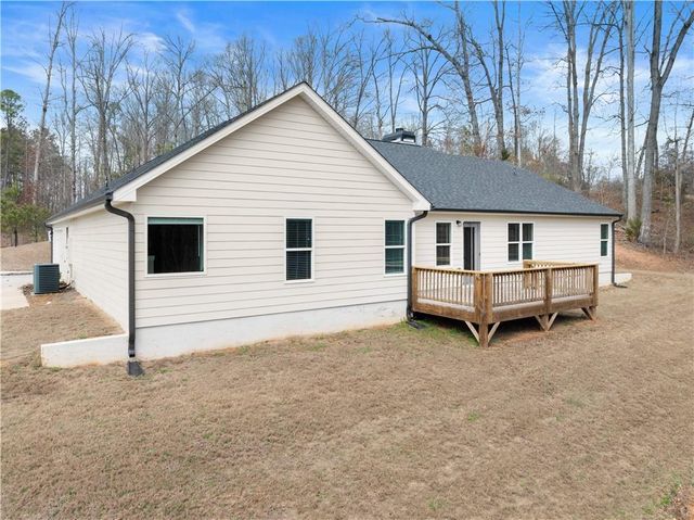 561 Oconee Lane, Commerce, GA 30529
