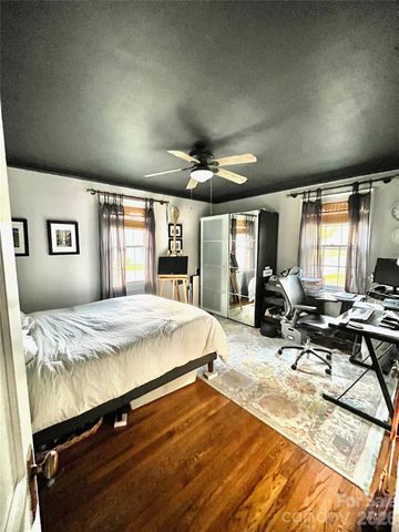 271 Brook Street, Waynesville, NC 28786
