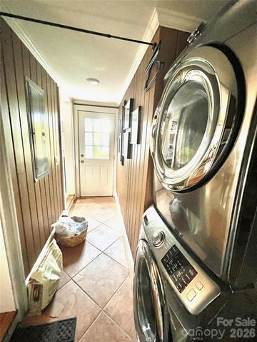 271 Brook Street, Waynesville, NC 28786