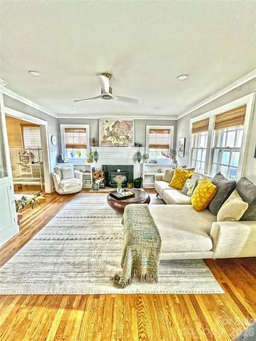 271 Brook Street, Waynesville, NC 28786