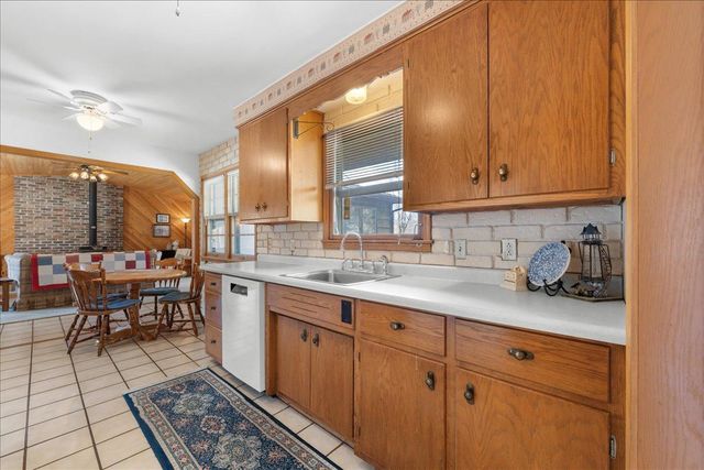 2755 Huron Street, Roseville, MN 55113