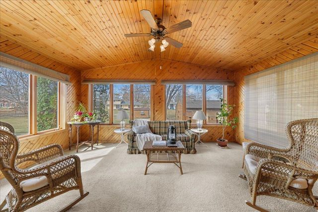 2755 Huron Street, Roseville, MN 55113