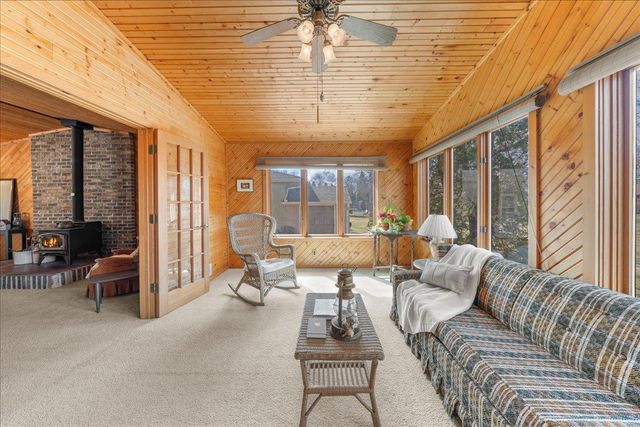 2755 Huron Street, Roseville, MN 55113