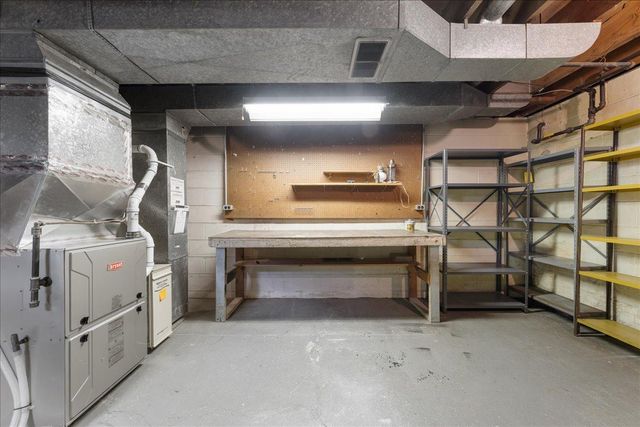 2755 Huron Street, Roseville, MN 55113