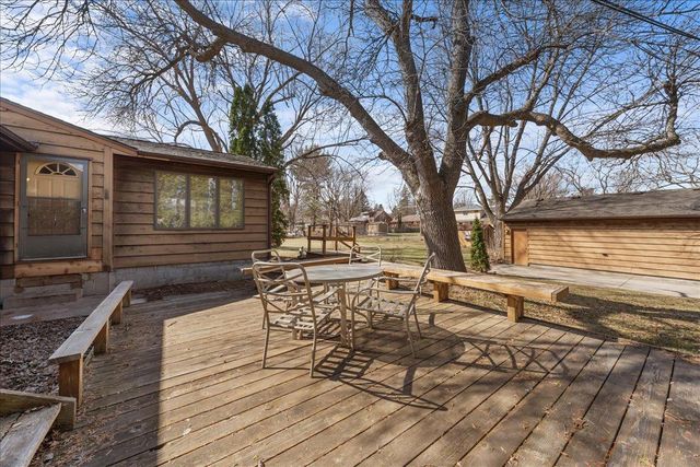 2755 Huron Street, Roseville, MN 55113